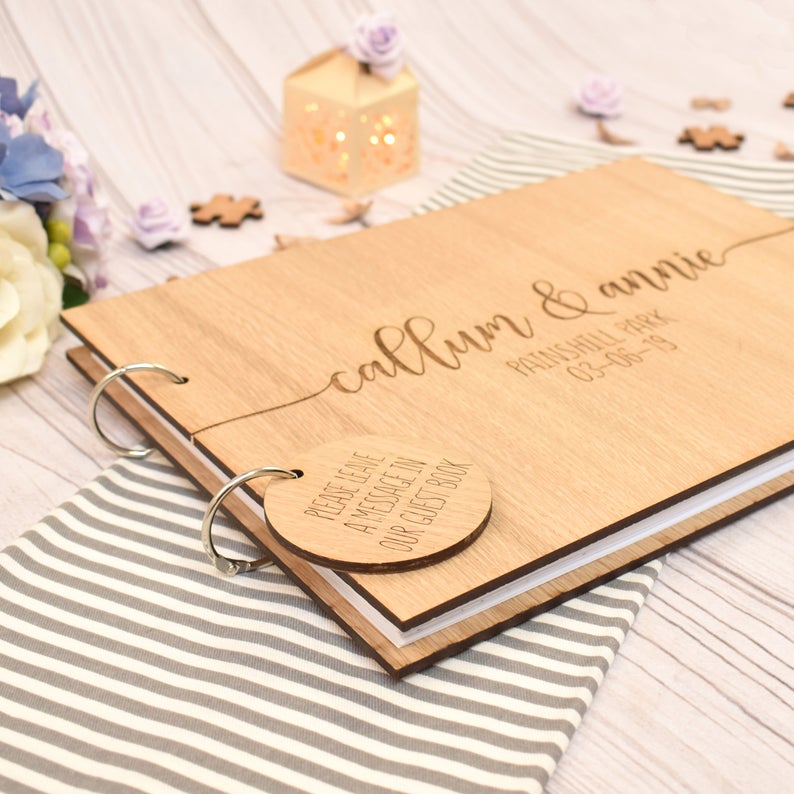 Livre d'or de mariage en bois  - Personalized Guest Book avis et prix